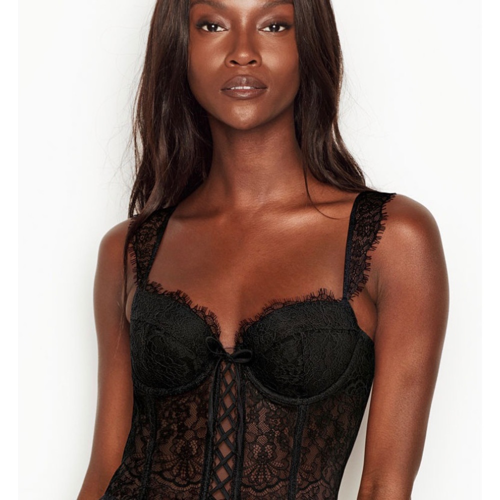 RARE! VS Victoria’s Secret NWT black bustier